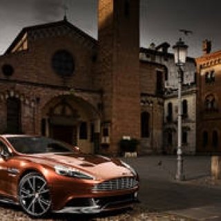 アストンマーティン創業100周年を飾るニューフラグシップ、ヴァンキッシュ登場｜Aston Martin