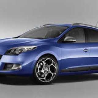 メガーヌエステート日本初登場!|Renault