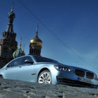 BMW 7シリーズの画像と動画を公開｜BMW