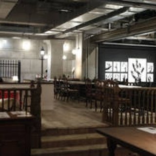 IDOL｜青山・骨董通りの地下にオープンしたプロジェクトショップ