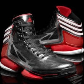 adidas｜アディダスバスケットボールシューズ史上最軽量！