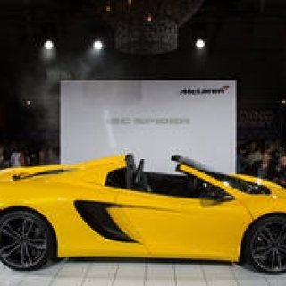 MP4-12Cスパイダー世界初公開｜McLaren