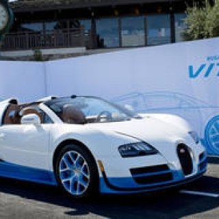 ヴェイロンの最強タルガにペブルビーチエディションが登場｜Bugatti