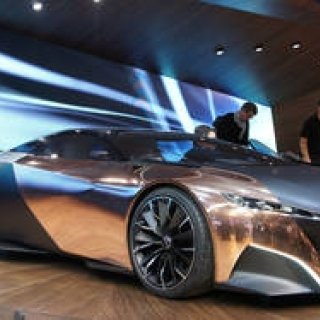パリ現地リポート|Peugeot