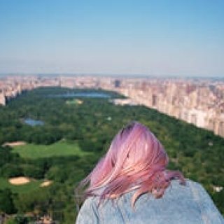 ART｜シンシア・ローリーが発信するオンライン・アートストア「EXHIBITION　A」が初上陸