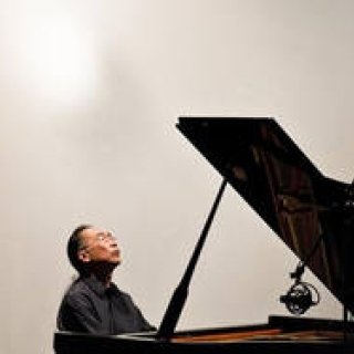 MUSIC｜「TIME & STYLE MIDTOWN」で、ケイ赤城「クリスマス ジャズライブ」開催