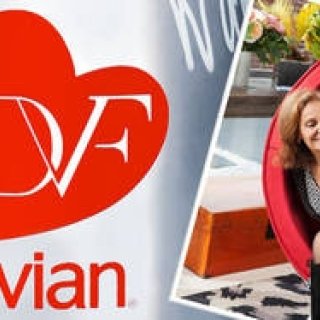 evian×DIANE von FURSTENBERG｜2013「エビアン」デザイナーズボトル、今年はダイアン フォン ファステンバーグがデザイン