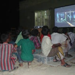 NEWS│大掃除でできるボランティア「BOOKS FOR TWO」キャンペーン