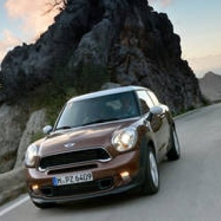 ミニ ペースマンに試乗｜MINI