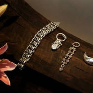 CHROME HEARTS｜ブレスレット、キーチェーンともに久々に入荷のシルバーアイテム