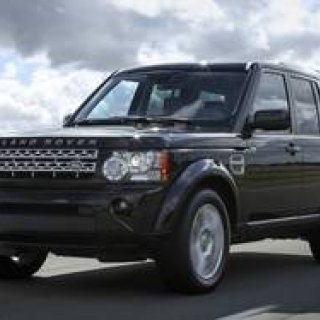 「フリーランダー2」と「ディスカバリー4」の2013年モデルの仕様と価格を発表|Land Rover