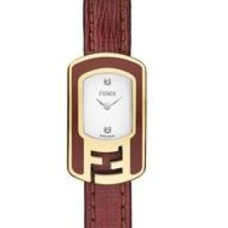 FENDI｜カメレオンウォッチがバレンタインレッドにドレスアップ