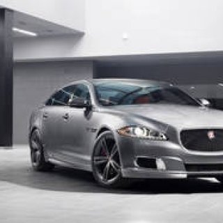 ジャガーのフラッグシップ「XJ」に最高の「XJR」登場｜Jaguar