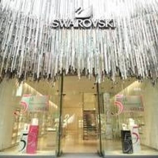 SWAROVSKI｜5周年を記念したアート・インスタレーションを開催