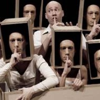 THEATER｜カンパニー・フィリップ・ジャンティによる舞台『動かぬ旅人』