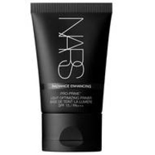 NARS｜光を味方に輝く立体的な肌をつくるメイクアップベース