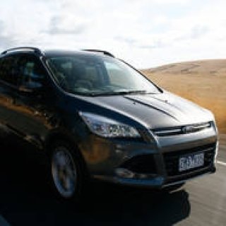 新型 フォード クーガにオーストラリアで試乗｜Ford