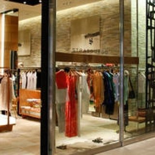 STRASBURGO｜初のウィメンズオンリーショップが「グランフロント大阪」にオープン