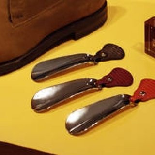 JOHN LOBB｜ジョンロブ直営店で「バルモラル　オーバーシューズ」ウィーク開催