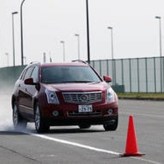 キャデラックが考えるクルマの安全性｜Cadillac