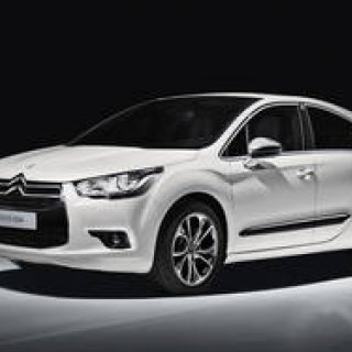 シトロエンDS4に特別装備の限定車｜Citroen