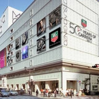 TAG Heuer｜銀座の街が「カレラ」生誕50周年を祝福