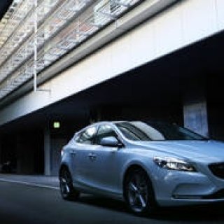 ボルボ V40 特集｜Volvo