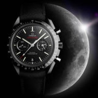 OMEGA|オールブラックの“ムーンウォッチ”最新モデル