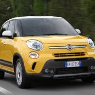フィアット500Lのミニバン版とSUV版を発表｜Fiat