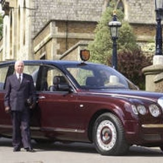 女王陛下のベントレー 公開｜Bentley