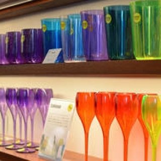 LAZY SUSAN｜リゾートカジュアルカフェ「Treats & Co.」オープン