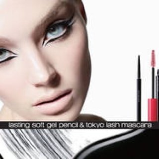 shu uemura｜濃く、長く。漆黒のボリュームまつ毛を完成させる最新マスカラ