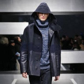 FENDI｜秋冬コレクションを象徴する「フィッシャーマンコート」