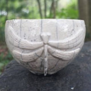 小山登美夫ギャラリー｜岡崎裕子「羽のある器」展 開催