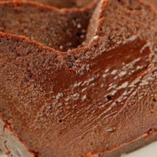 EAT｜世界最高峰のカカオを使った“7000円”のガトーショコラが登場！