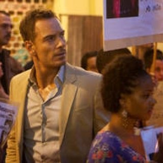 Emporio Armani｜映画『悪の法則』主演マイケル・ファスベンダーの衣装制作をサポート