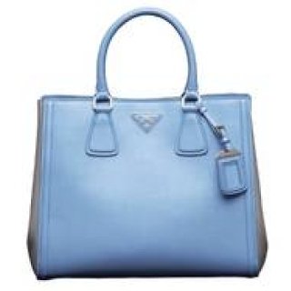 PRADA｜あらたな旗艦店「プラダ 銀座店」オープン記念スペシャルアイテム発売