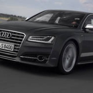 アウディ、S8をはじめS3セダンなど10モデルを展示|Audi
