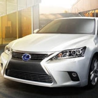 スピンドルグリルを得たCT200hを中国で公開｜Lexus