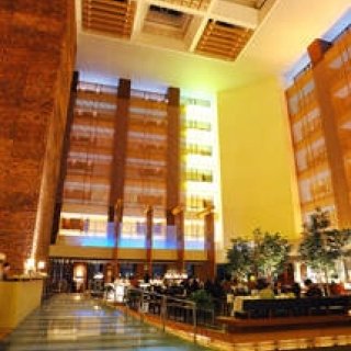 EAT｜ドン ペリニヨンがフリーフローで楽しめるプレミアムディナー登場