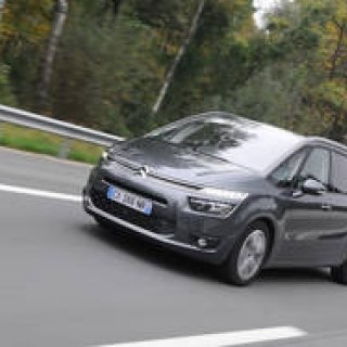 シトロエン C4 ピカソに海外で試乗|Citroen