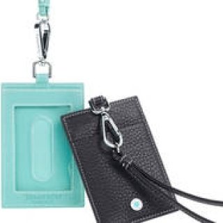 TIFFANY & Co.｜レザーパスケースをオンラインストア限定発売