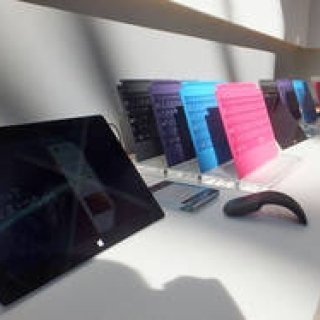 Microsoft｜「Surface 表参道ショールーム」が期間限定オープン