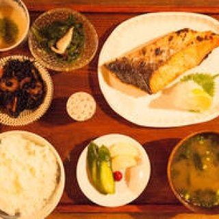 角田陽太｜「東京浪漫酒場」｜第五回 代田橋「しゃけ小島」