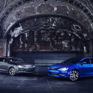 ジュリエッタの姉妹車クライスラー200発表|Chrysler