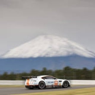 悪天候の中で勝利をものにしたアストンマーティン｜Aston Martin