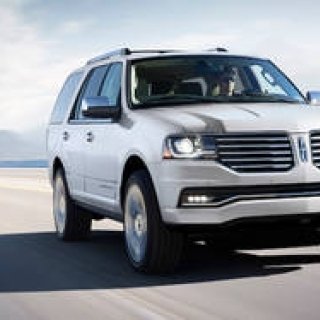 あたらしいフロントフェイスを採用したナビゲーター｜Lincoln