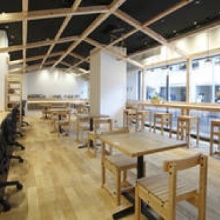 more trees｜ビジネスラウンジ「T-TIME」の空間をプロデュース