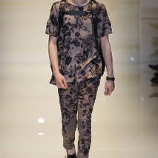 GUCCI｜今季のキーアイテム、新作スニーカーが登場