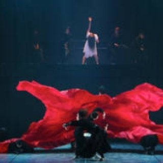 THEATER｜浅野忠信をナレーターに迎えた舞台『二重ノ裁ク者』